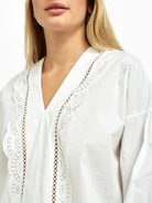 Блуза с декором из кружева - фото 2
